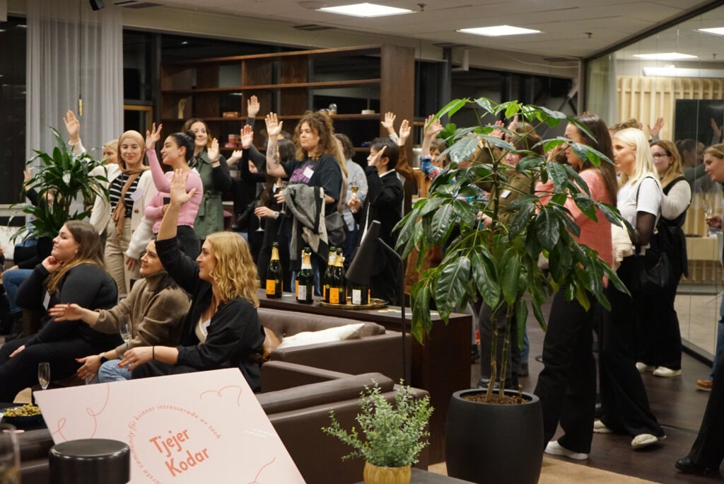 Ictech och Tjejer Kodar